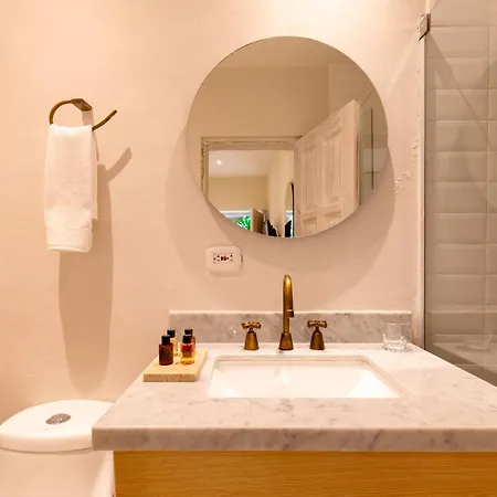 Hotel B Haus 4*