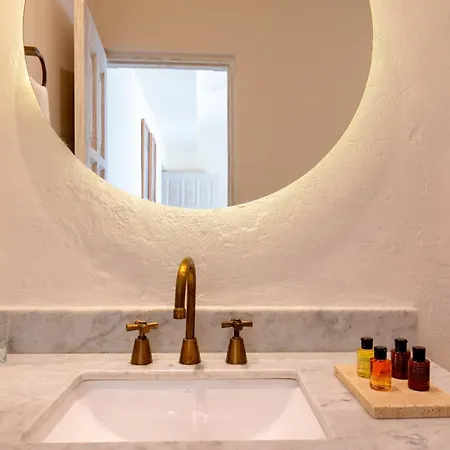 Hotel B Haus 4*